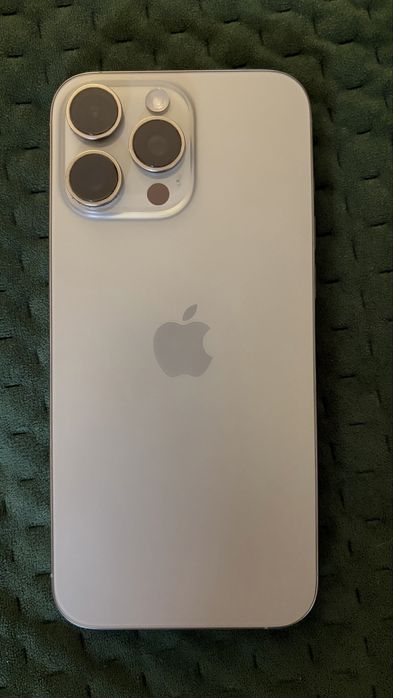 IPhone 16 pro max 256 natural