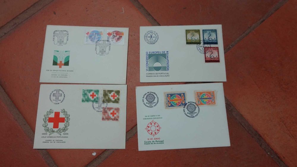 Envelopes postais muito antigos