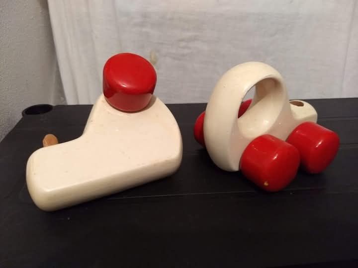 Brinquedo Português em madeira lacada anos 70