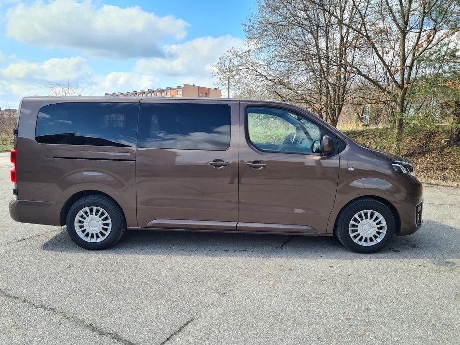 Wynajem busa 9 osobowy , bus wynajem , wypożyczalnia busów