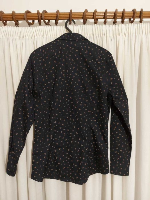 PORTES INCLUÍDOS - Camisa azul estampada H&M