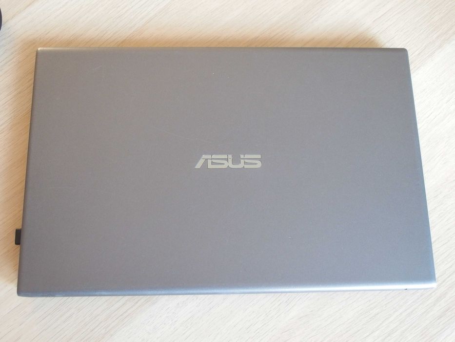 Win11 ASUS VivoBook IPS FHD X512FA-R564FA 480GB SSD 8GB RAM i5-8265U