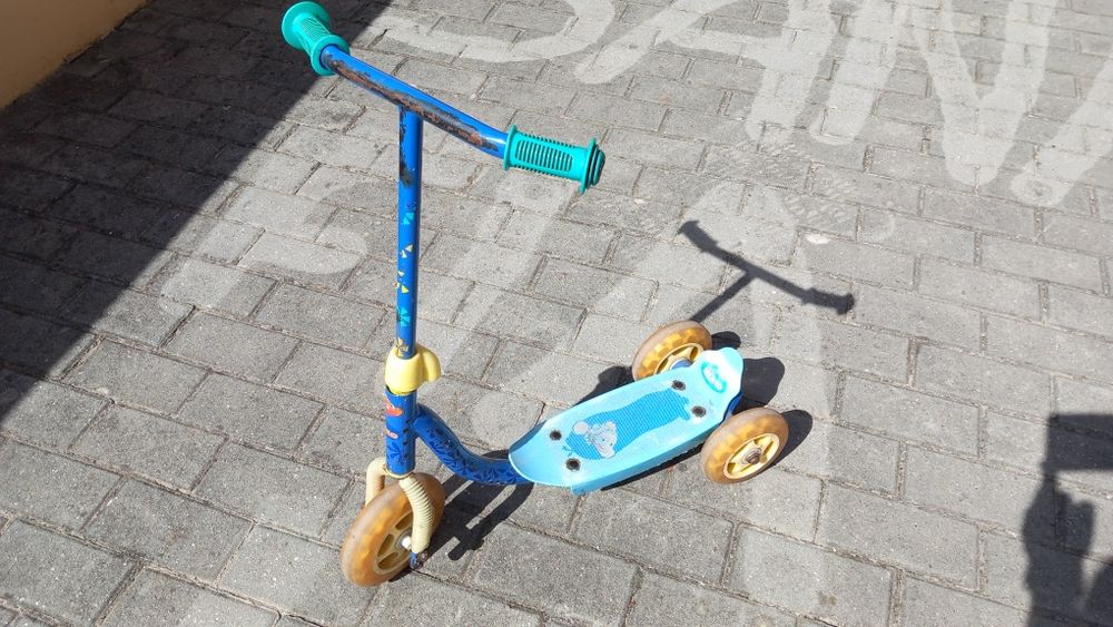 Trotinete  de 3 rodas, para criança