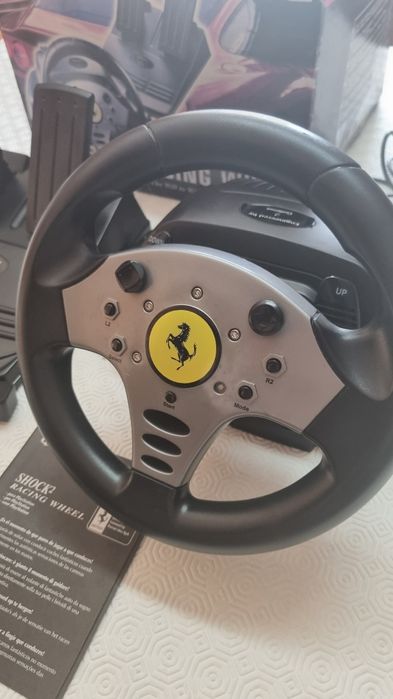 Volante e Pedais Ferrari para Playstation 1