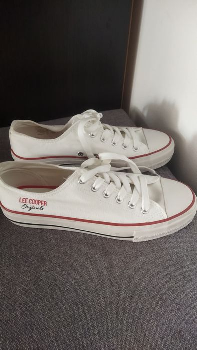 Sprzedam nowe trampki Lee Cooper