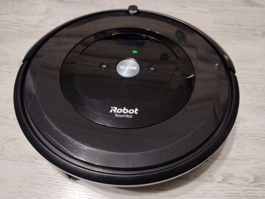 Sprawna płyta główna z obudową i zderzakiem Irobot Roomba e5 /840 godz