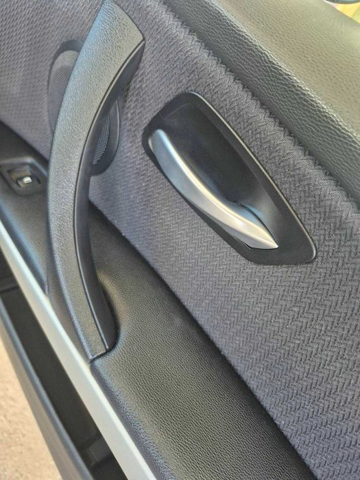 BMW 318d Touring Navigator — 2010 | 170 cv