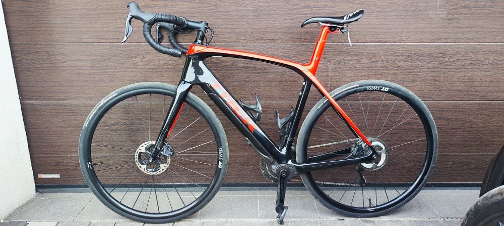 Trek Domane+ LT elektryczny carbon Ultegra Di2 Szosa