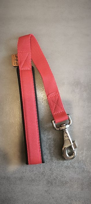 Продам поводки для Крупных  и Мелких  собак