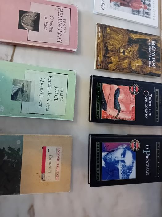 Conjunto de 9 Livros Diversos