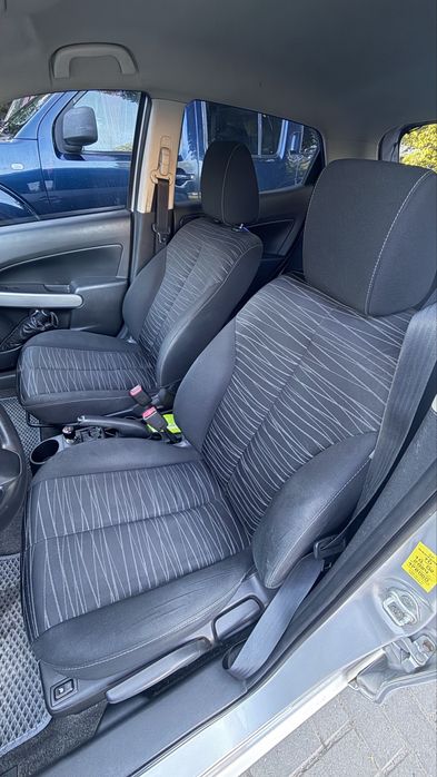 Продам саоє авто Mazda 2