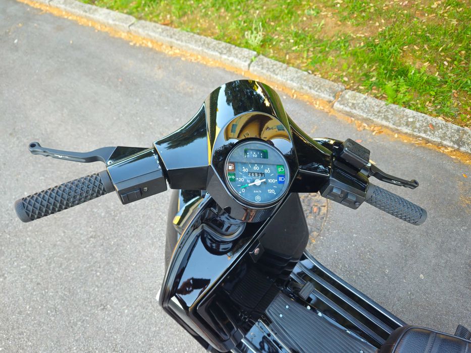 Vespa Piaggio PX 125 Restaurada