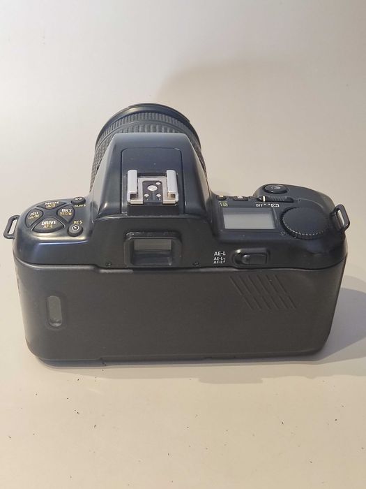 Nikon F-601 + Objetiva 28-80mm - Câmara Analógica - Reservada