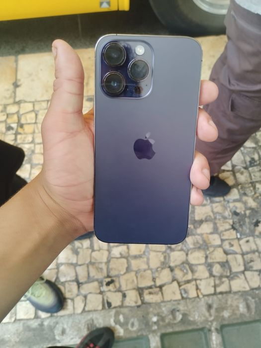 Troco Iphone 14 pro max versão ESIM por android(ver descrição)