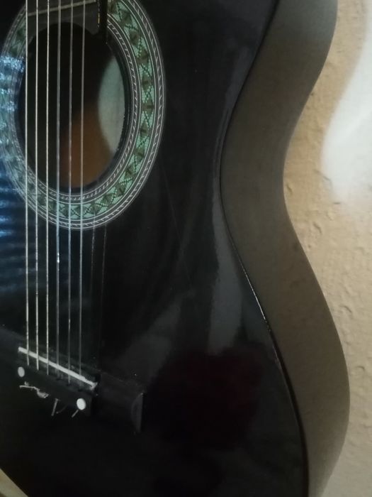 3/4 Classical Guitar458406953673697282