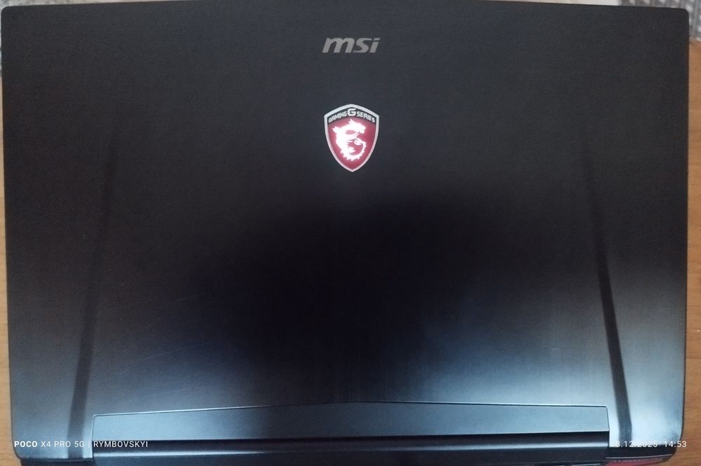 MSI GT72  дисплей в зборі.