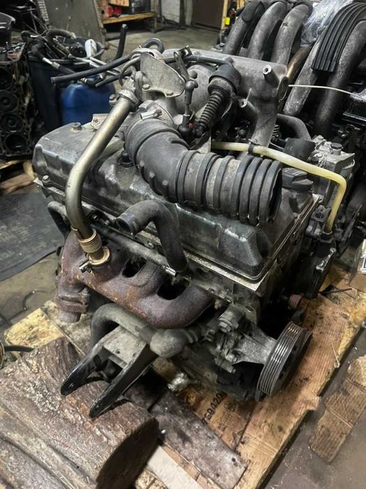 Двигун Mercedes Vito 638 Вито 638 2.3D (комплектний )