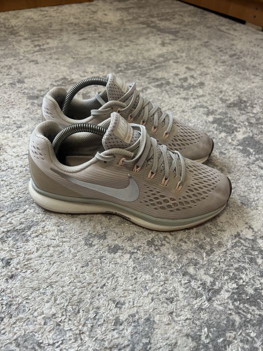 Кросівки жіночі Nike Air Zoom Pegasus 34