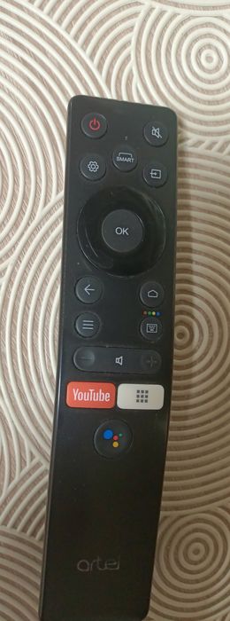 Телевізор ARTEL 43 Smart TV на запчастини.