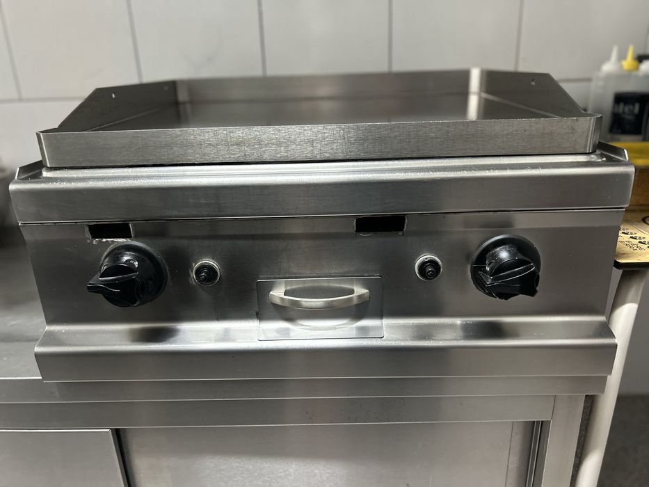 Chapa para hamburger a gas