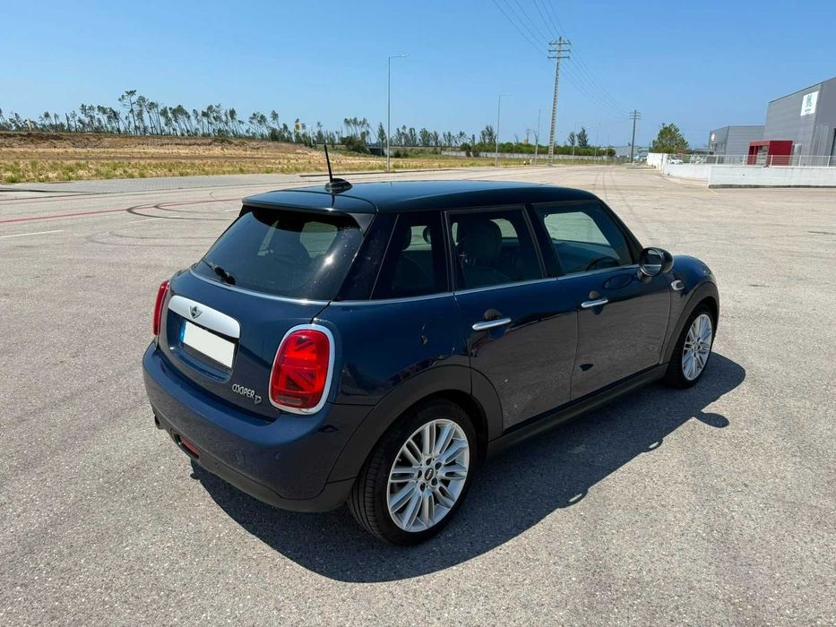 Mini Cooper D Auto 5 Portas - Nacional