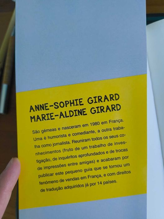 A Mulher Perfeita é uma Cabra - Anne-Sophie & Marie-Aldine Girard