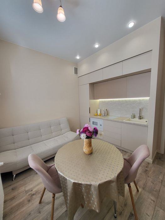 Apartments ЖК ТЕАТРАЛЬНИЙ 2+ 2