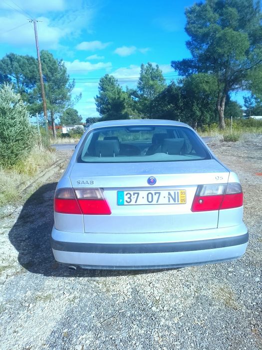 SAAB 95 de 1999 gasolina em bom estado.