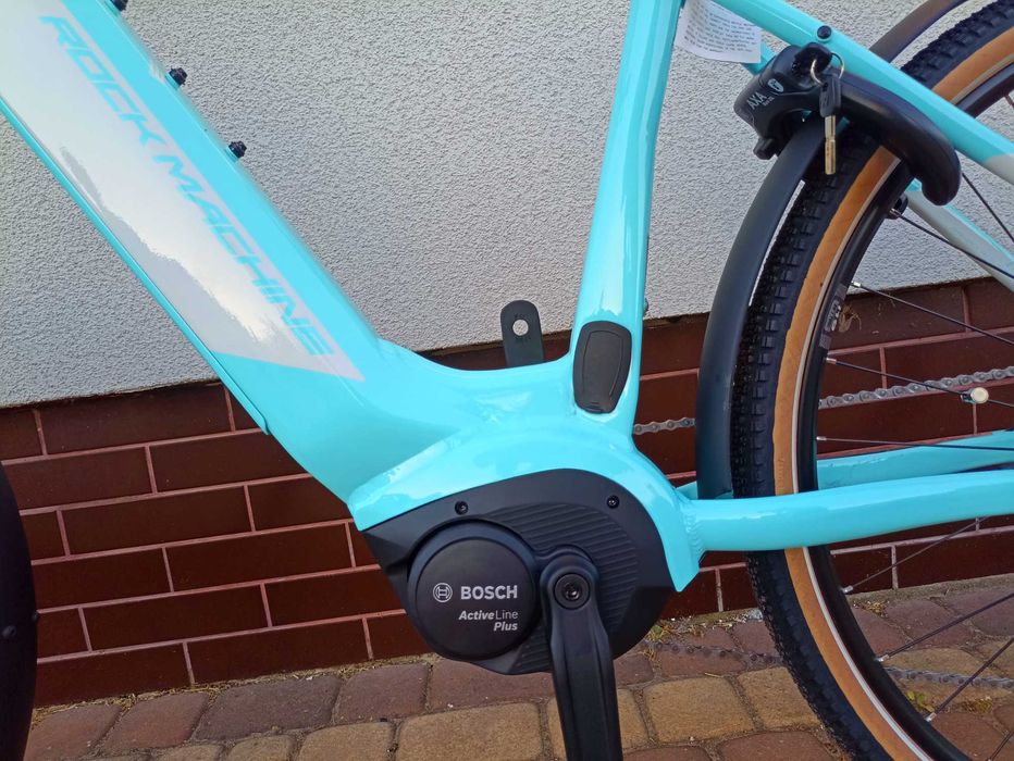 Nowy Elektryczny ROCK MACHINE CROSSRIDE INT e400 B Bosch Shimano 500WH