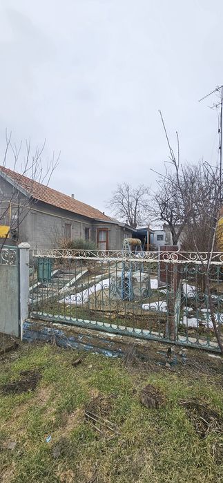 Продаётся дом с участком/долгосрочная аренда - Вид 2