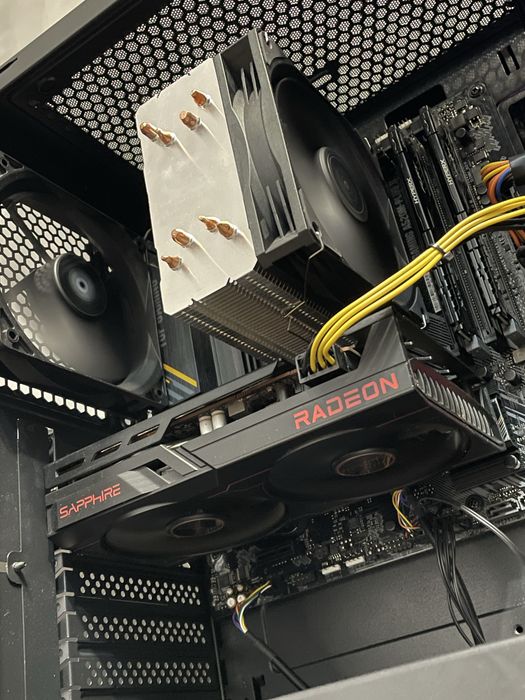RX 6600 | R5 3600 | 16GB DDR4 | 240GB SSD | A520 Ігровий ПК