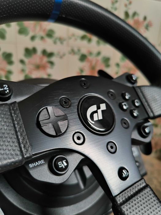 Thrustmaster T300 RS GT Edition + Suporte T-Pedals