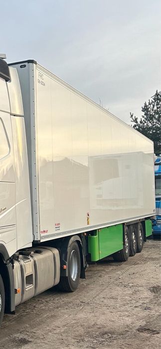 Wynajem naczep chłodni standard doppelstock Carrier Thermoking
