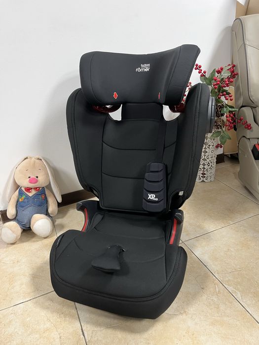 Автокрісло BRITAX ROMER KIDFIX 3 S Група 2/3 (15-36кг) бустер