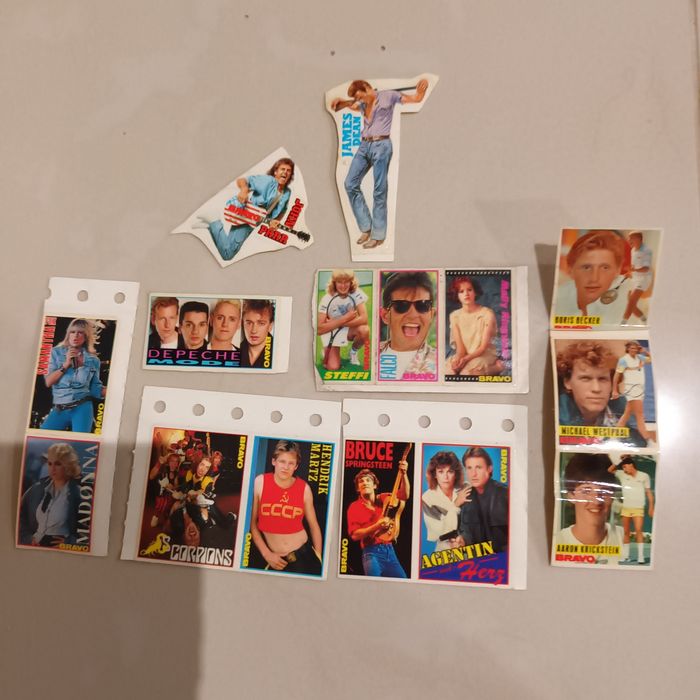 Cromos e autocolantes preço meramente ilustrativo