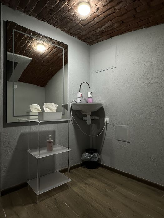 Робоче місце перукаря ЦЕНТР