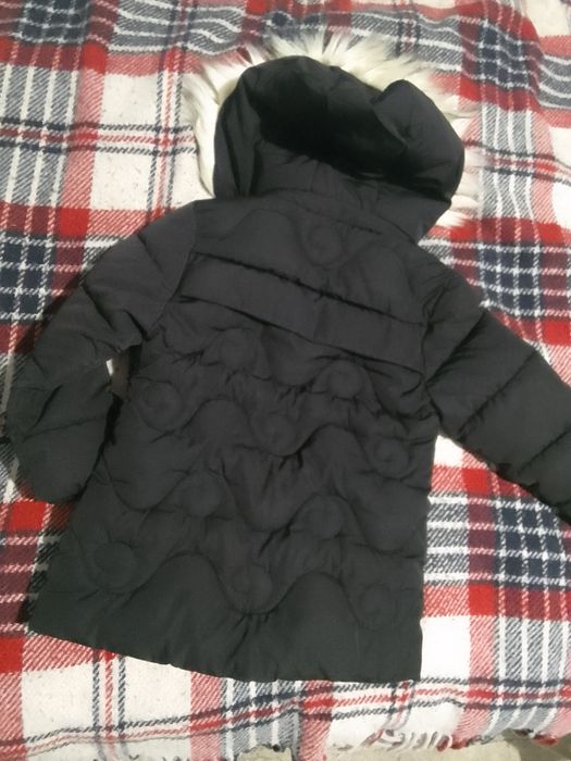 Курточка на дівчинку ріст 110