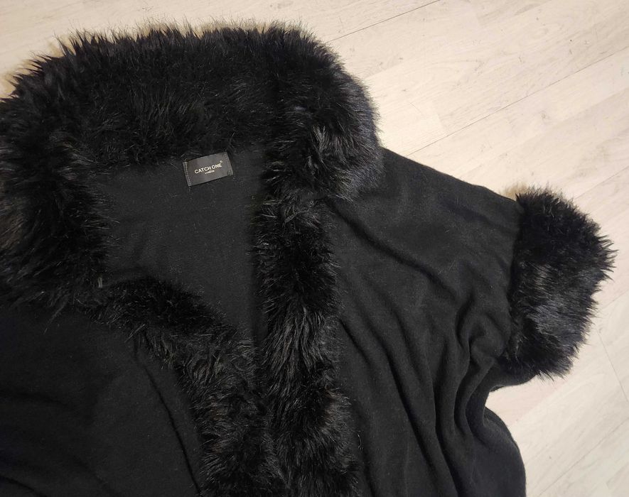 sweter ponczo swetr żakiet bolerko futro XL 1726