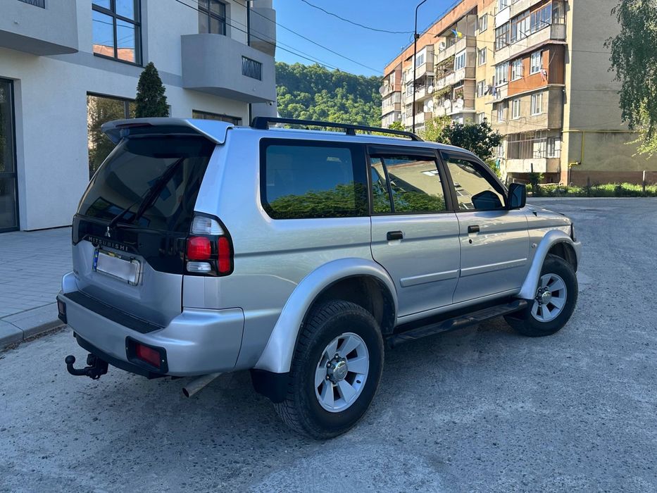 Mitsubishi Nativa