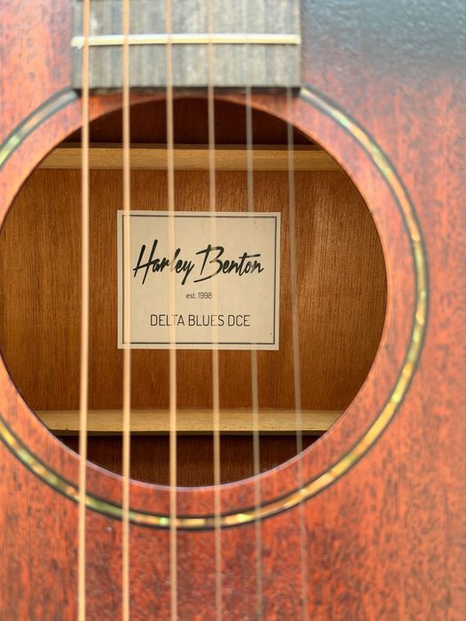 Guitarra Harley Benton Delta Blues DCE
