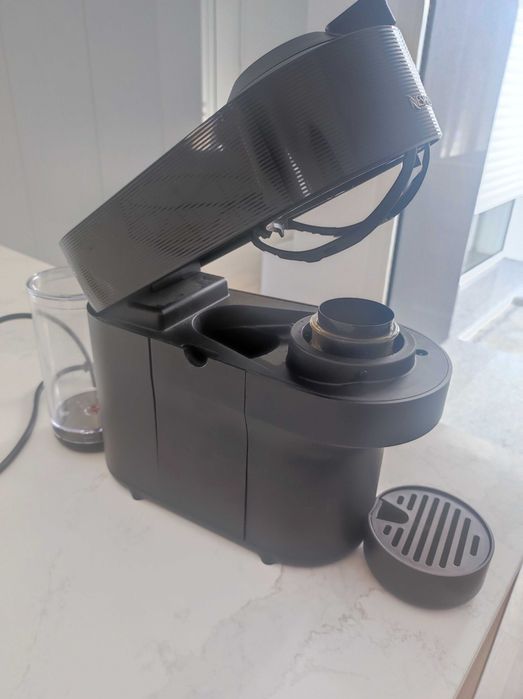 Máquina de Café Nespresso Vertuo