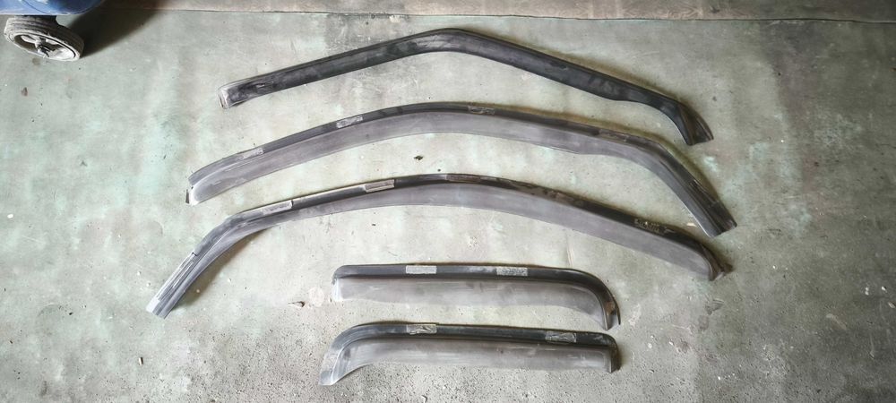 Дефлектори Вітровики рено кліо