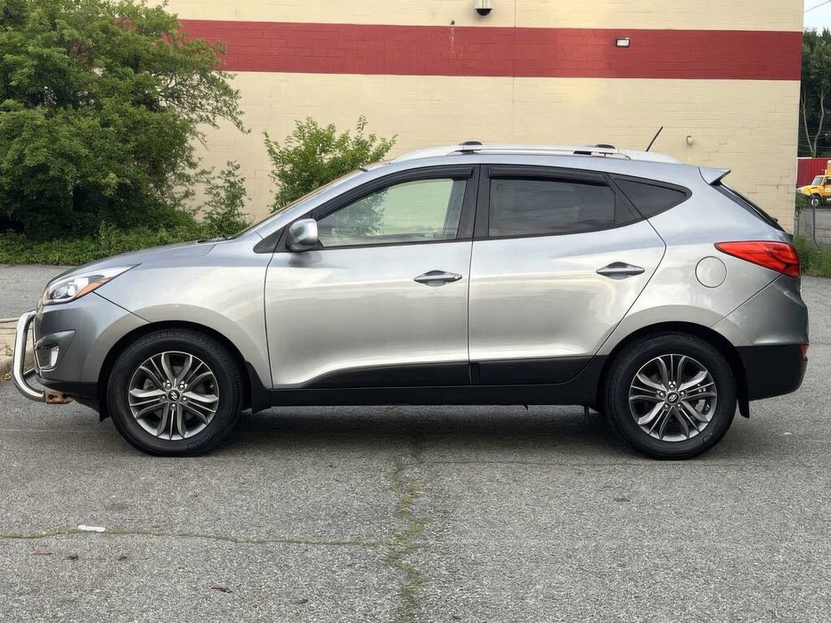 Hyundai Tucson      2015