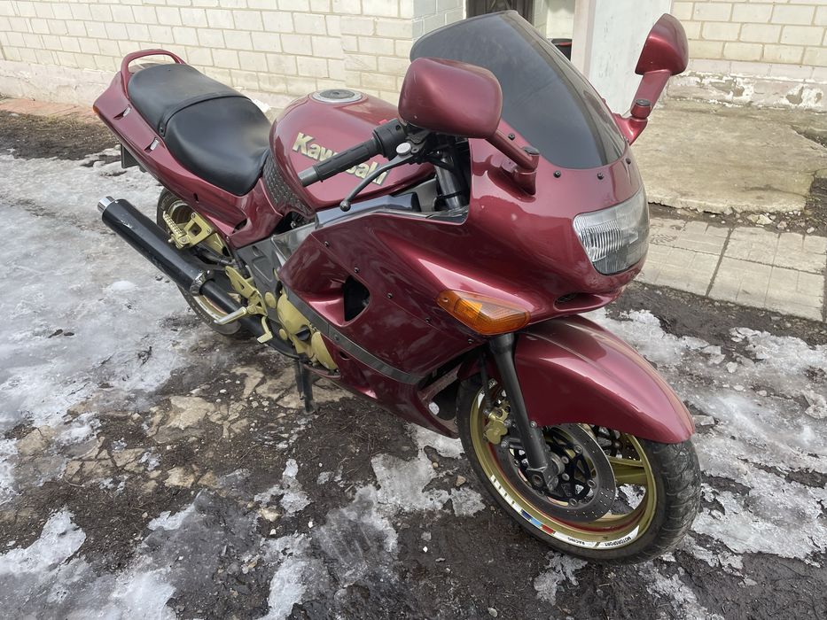Kawasaki zzr 400