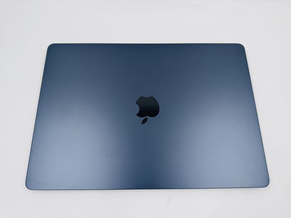 5 циклів Macbook Air 15 2025 M4 24GB RAM 512GB SSD IL6822