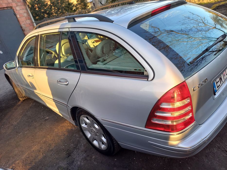 Sprzedam Mercedes W203 C Klasa 1,8 Benzyna + LPG, OC i przegląd do 2027 roku