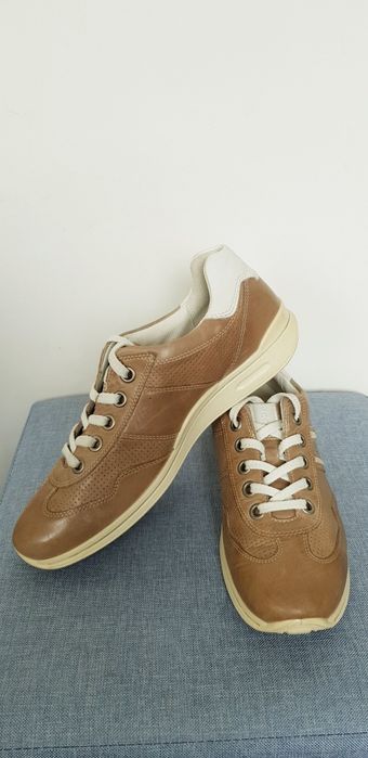 Ecco sneakersy ze skóry naturalnej, brąz/taupe