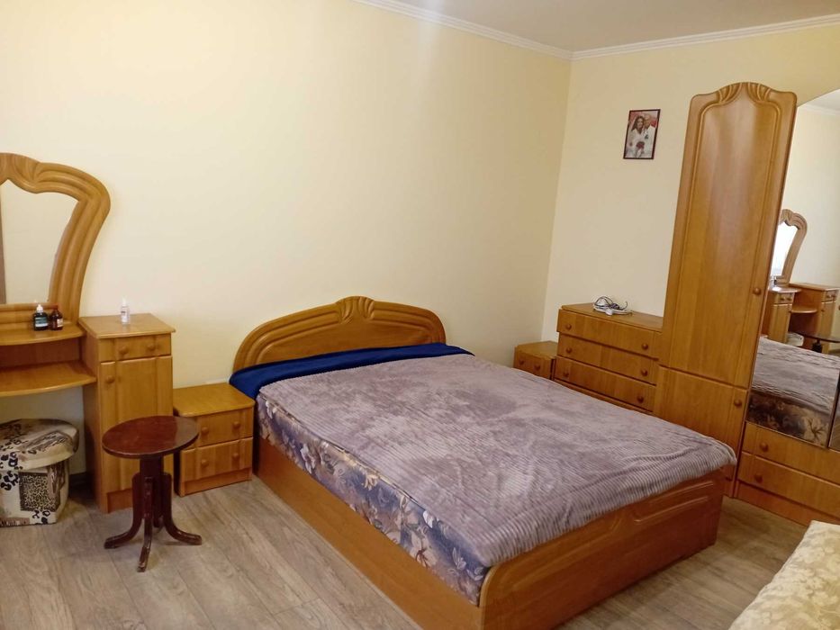 Продам 3-кімн. будинок 100м.кв. зі зручностями в центрі села Чагор