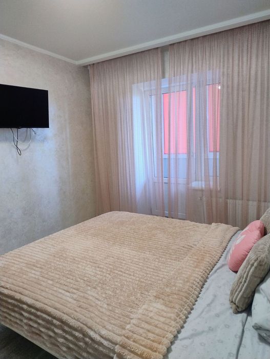 ПОДОБОВО СТИЛЬНА 2-к. кв-ра с шикарним виглядом