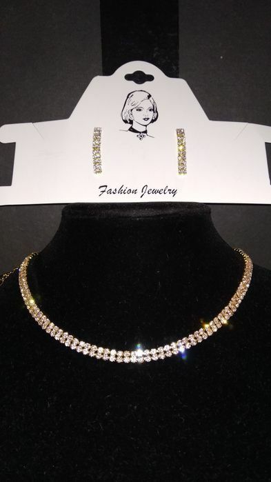 Kolia obroża z kolczykami